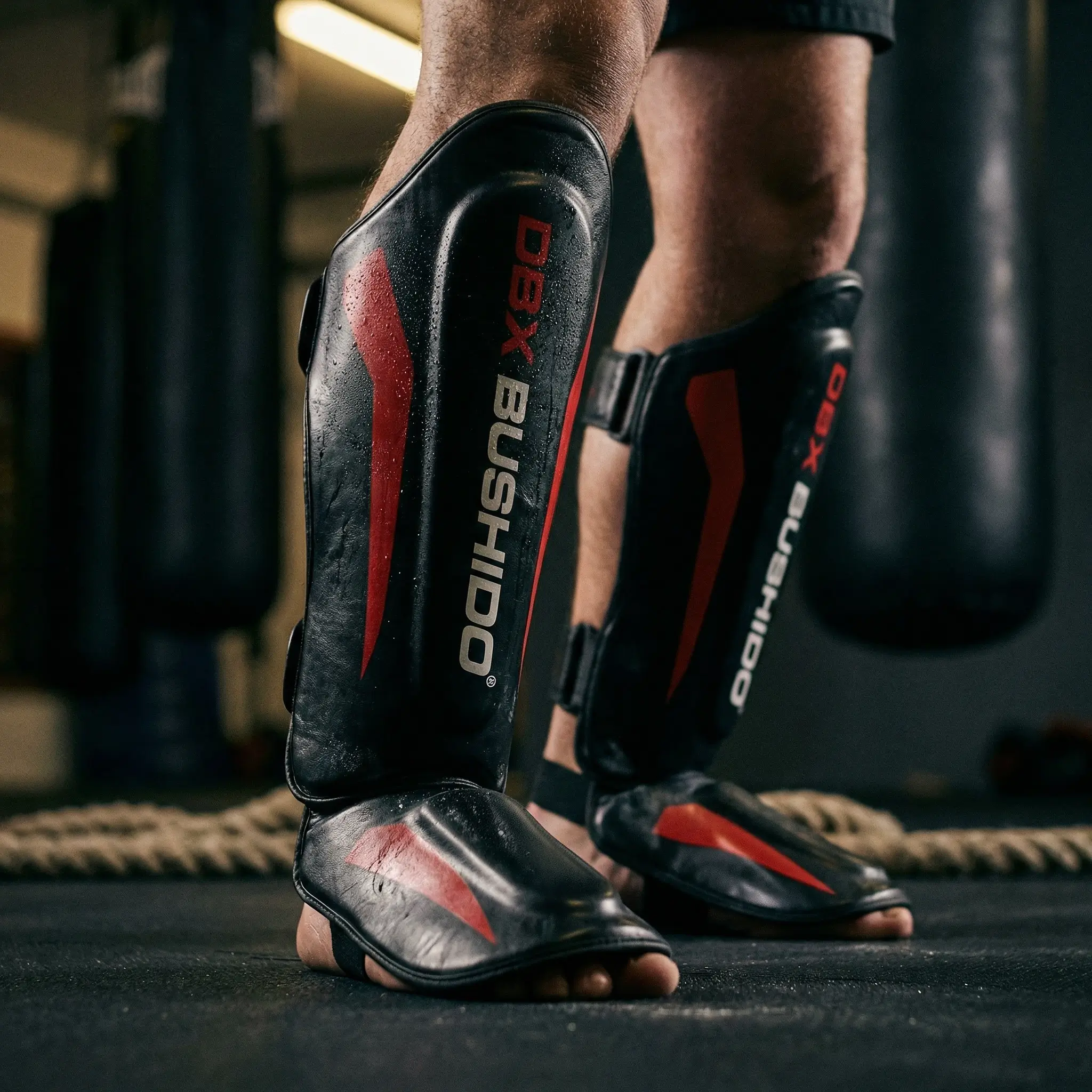 ochraniacze na golenie PISZCZELE STOPY DBX BUSHIDO