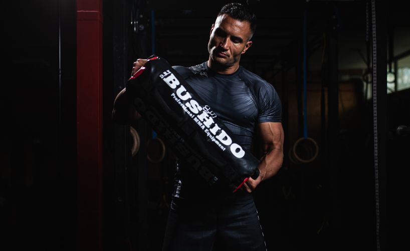 Training with a sandbag as an alternative to the gym - see if it's worth it!