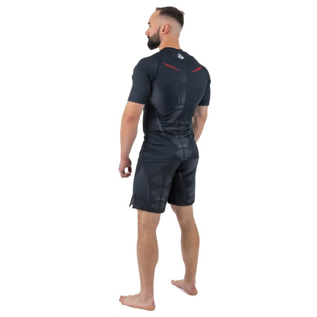 The "Snake" Rashguard compression shirt is made of DBX MORE DRY L material