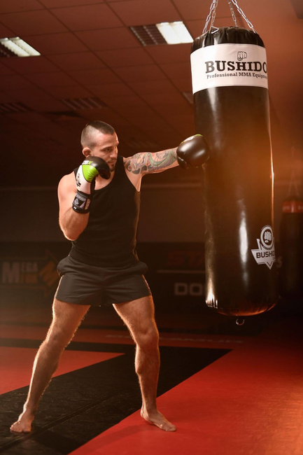 Boxing Bag - 140 White - 140 cm / 40 kg