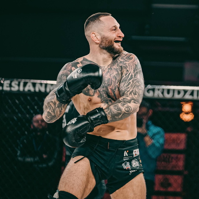 Boxing Gloves 10oz - Classic Black - Origin Series