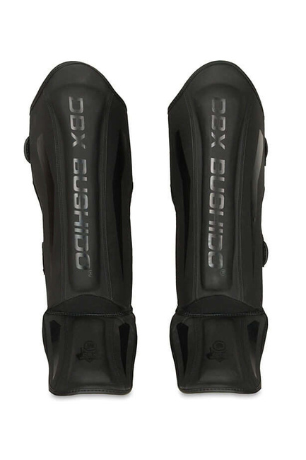 Shin guards - shin guards "Black Master" - L