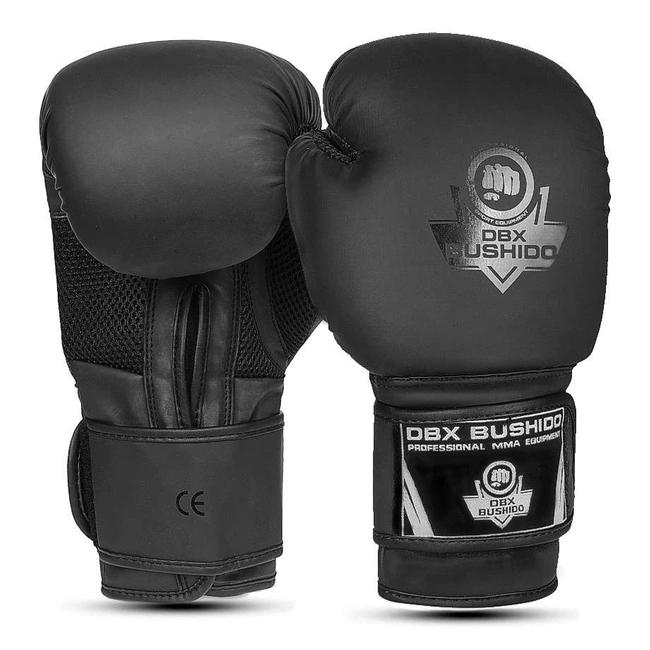 Boxing set: 407 boxing gloves + wraps + mouthguard