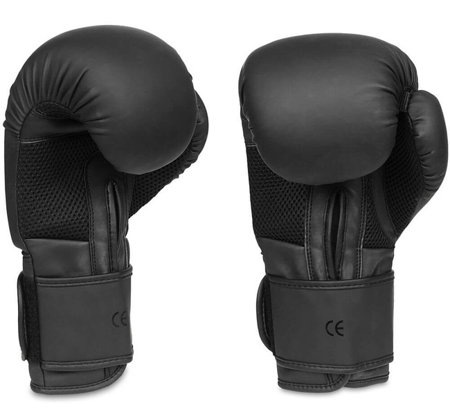 Boxing set: 407 boxing gloves + wraps + mouthguard