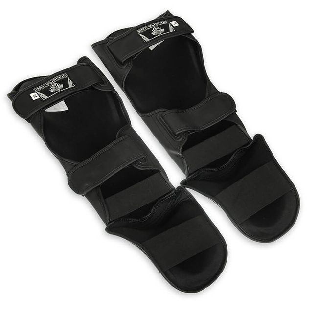 Shin guards - shin guards "Black Master" - L