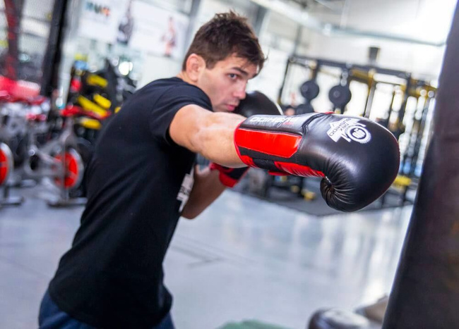 Boxing Gloves 10oz - Phantom Red - Valor Series