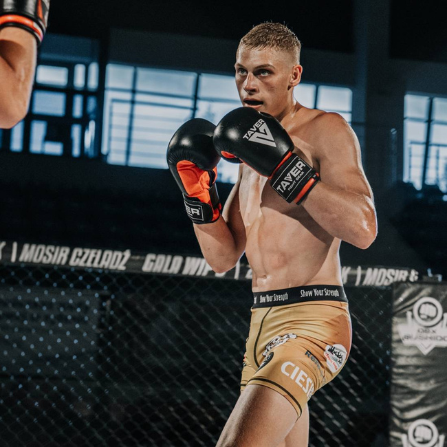 Boxing Gloves 10oz - Taver Red - Origin Series