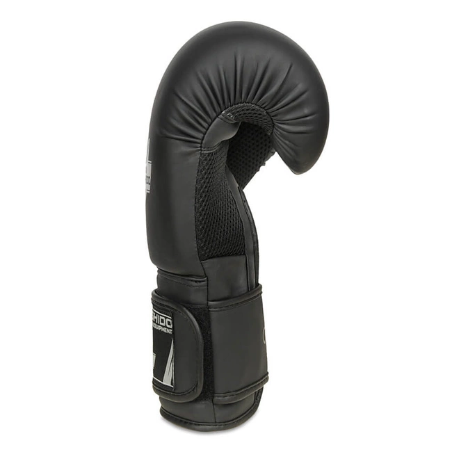 Training boxing gloves with Active Clima system "BLACK MASTER" 10 oz