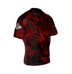 The "Leone" Rashguard compression shirt is made of DBX MORE DRY M material