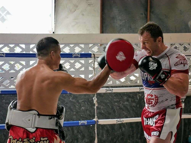 Boxing Gloves 12oz - Classic Red - Origin Series