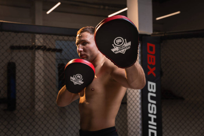 Trainer's Paw, Training Shield, Trainer's Float | 1 piece